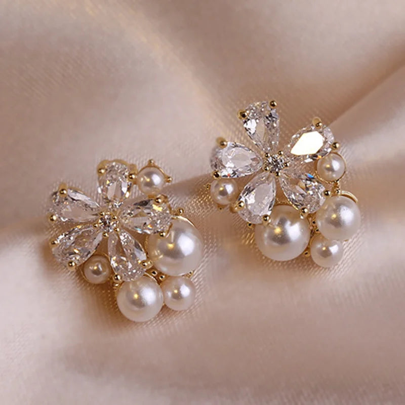 Exquisite Flower Zircon Stud Earrings